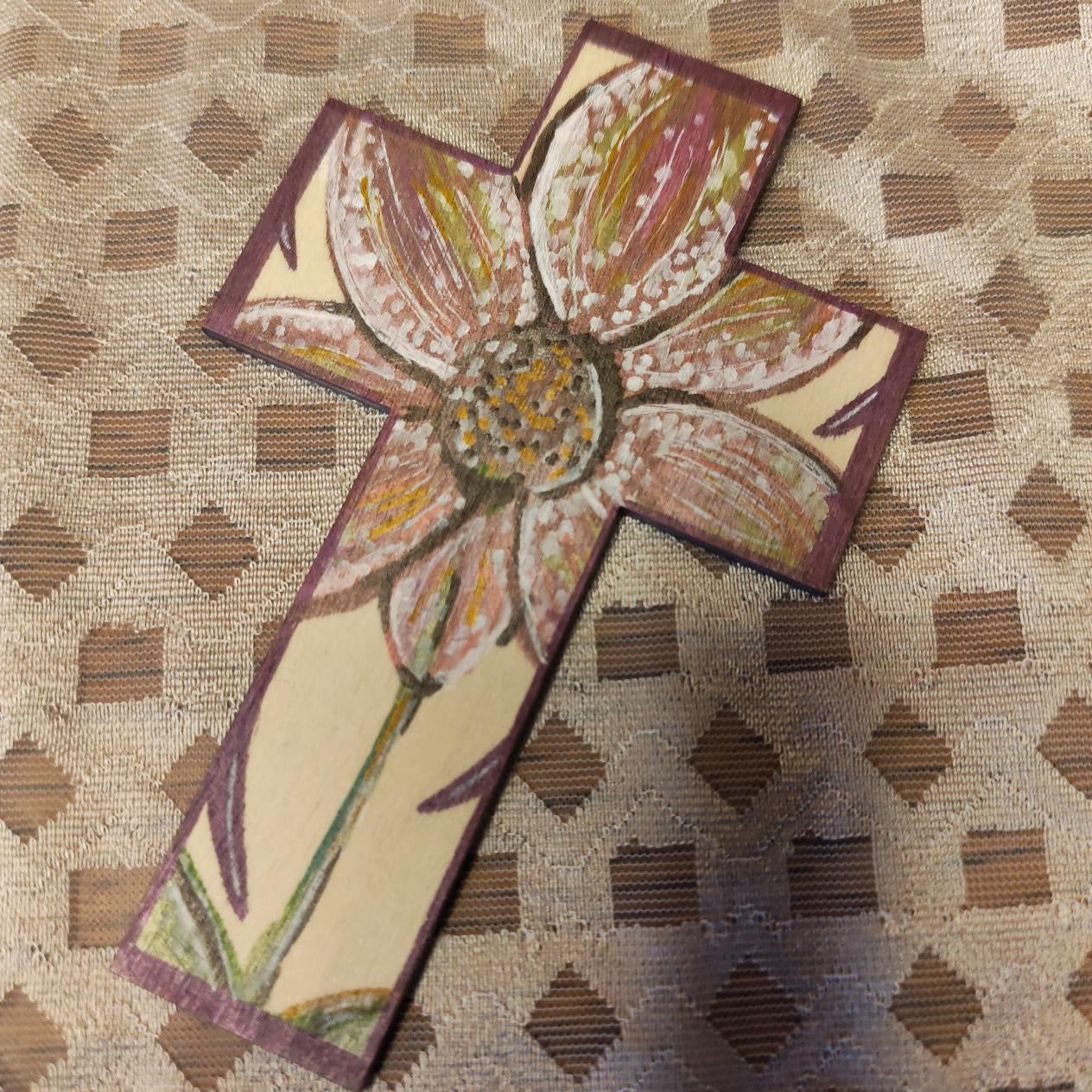 Croix en bois - Petites fleurs bleues & Grande fleur multicolore